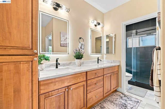 1769 Carmel Ct, Hayward, CA 94541
