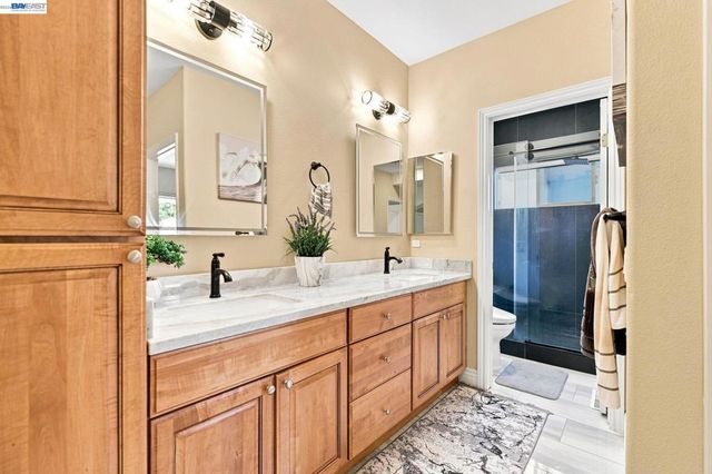 1769 Carmel Ct, Hayward, CA 94541
