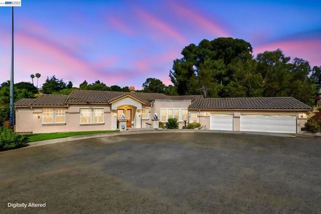 1769 Carmel Ct, Hayward, CA 94541