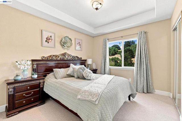 1769 Carmel Ct, Hayward, CA 94541