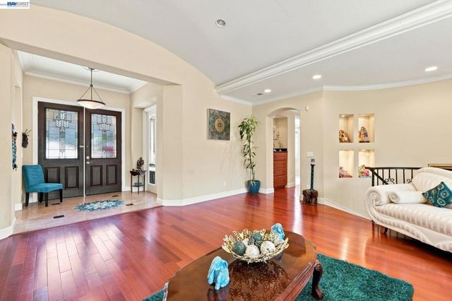1769 Carmel Ct, Hayward, CA 94541