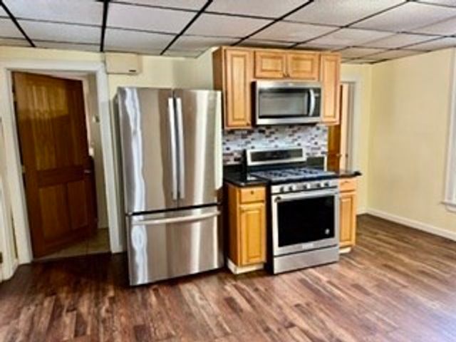 83 Lane St 1, Lowell, MA 01851