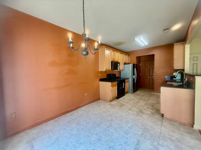 432 Lazy Creek Ln, Nashville, TN 37211