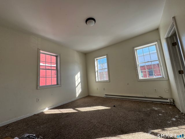 72 North Main Street, Norwich, CT 06360