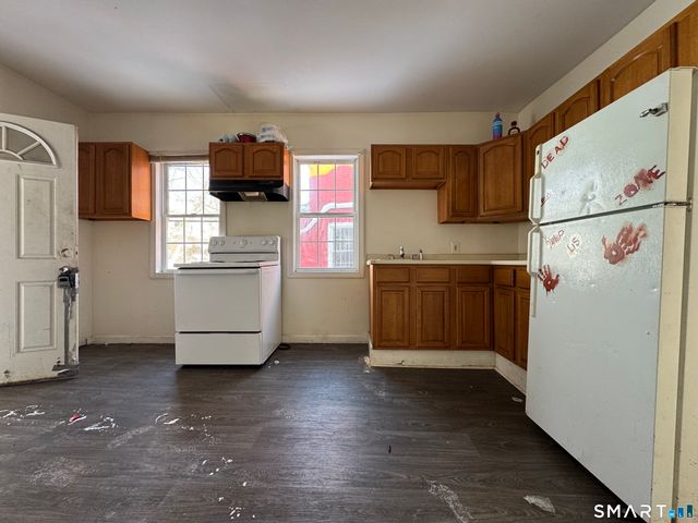 72 North Main Street, Norwich, CT 06360