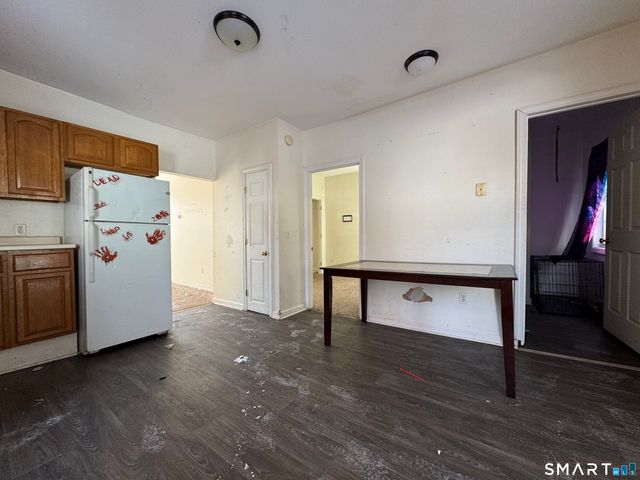 72 North Main Street, Norwich, CT 06360