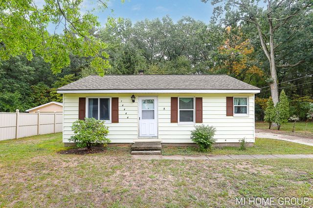 14664 154th Avenue, Grand Haven, MI 49417