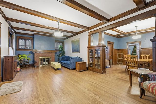 1000 5th Avenue, Leavenworth, KS 66048