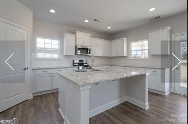 203 Blackberry Court, Pendergrass, GA 30567
