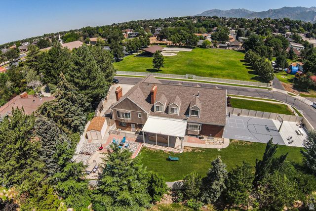 2148 E PINECREST LN, Sandy, UT 84092