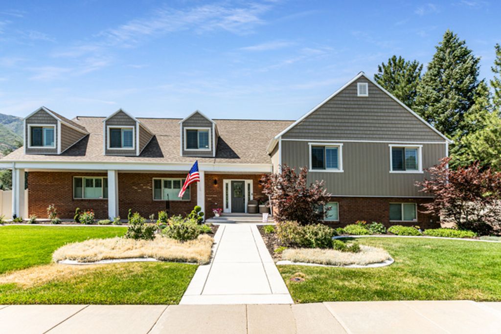 2148 E PINECREST LN, Sandy, UT 84092