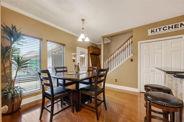 2329 N Lake Front Drive, League City, TX 77573