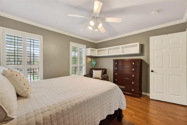 2329 N Lake Front Drive, League City, TX 77573