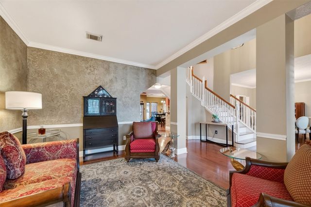 2329 N Lake Front Drive, League City, TX 77573