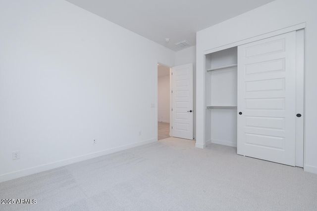 1946 E Empeltre Road, San Tan Valley, AZ 85140