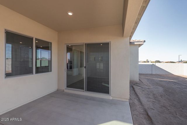 1946 E Empeltre Road, San Tan Valley, AZ 85140