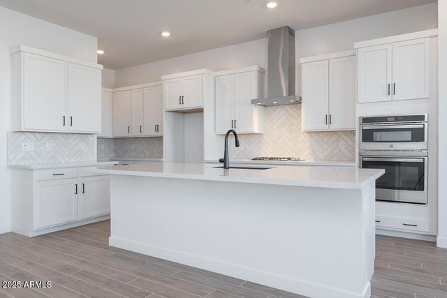 1946 E Empeltre Road, San Tan Valley, AZ 85140