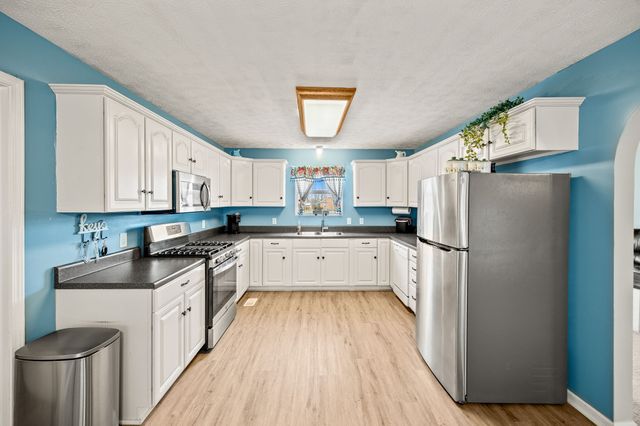 125 Doe Ln, Smithville, TN 37166