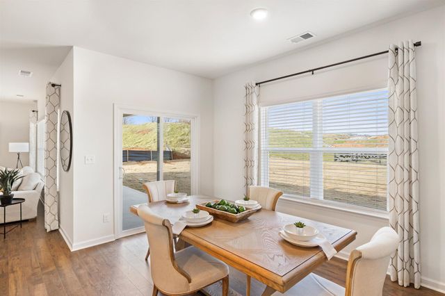 8537 Watercolour Lane, Ooltewah, TN 37363