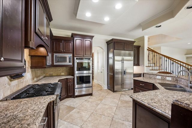 5701 Sugar Hill Drive, Houston, TX 77057