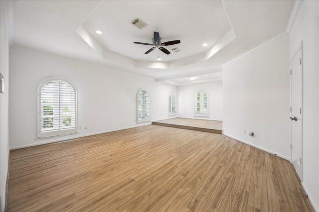 5701 Sugar Hill Drive, Houston, TX 77057