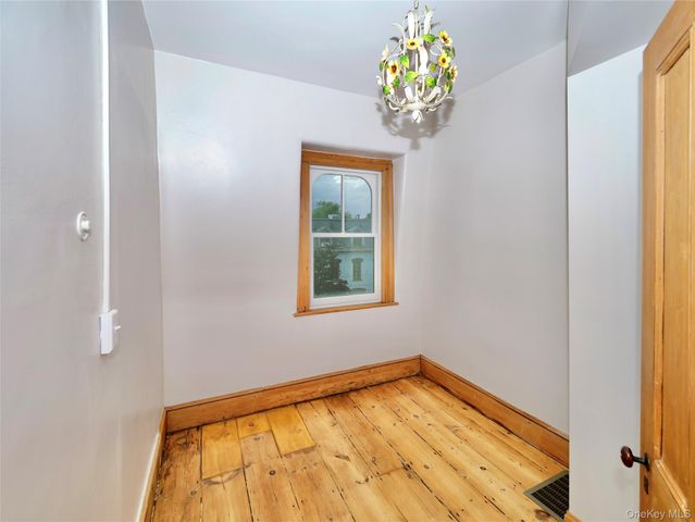 4 Grand Street 3, Newburgh, NY 12550