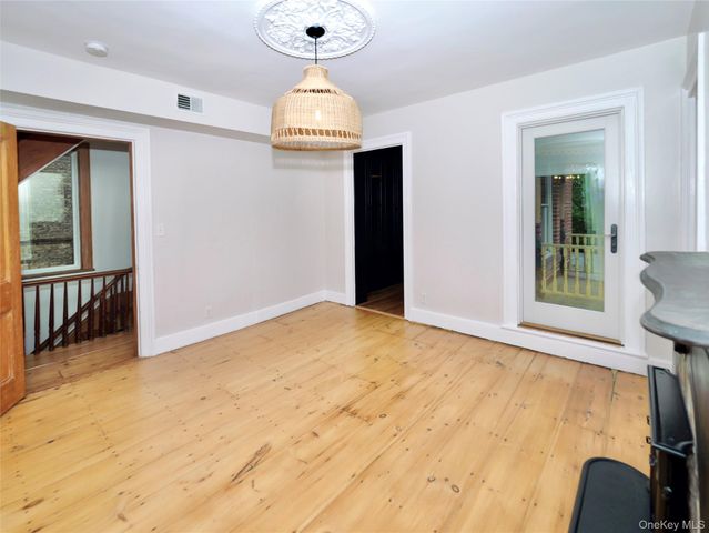 4 Grand Street 3, Newburgh, NY 12550