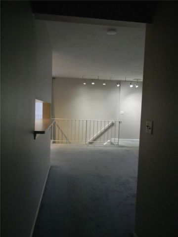 7 Falcon Lane West, Perinton, NY 14450