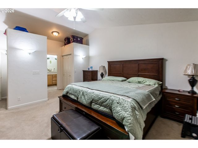 2737 HALLMARK Ln, Eugene, OR 97405