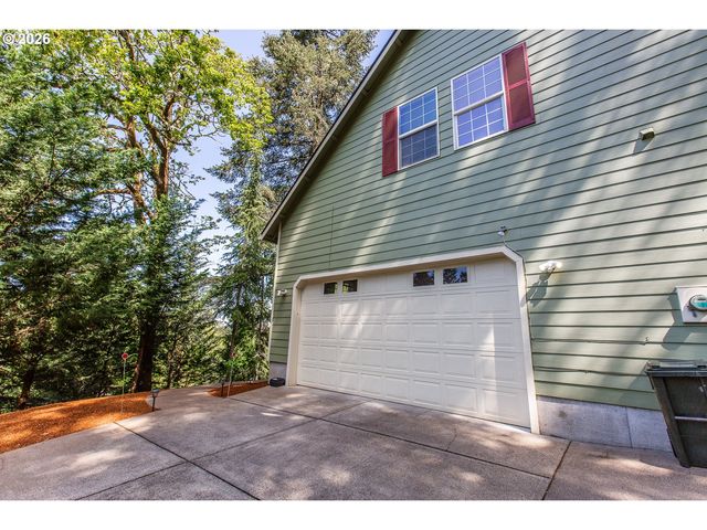 2737 HALLMARK Ln, Eugene, OR 97405
