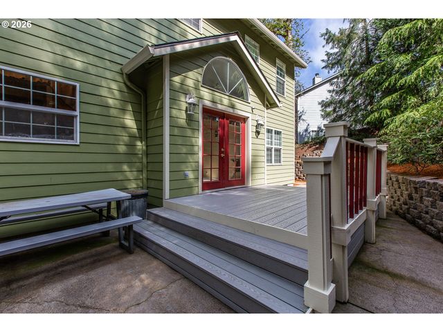 2737 HALLMARK Ln, Eugene, OR 97405