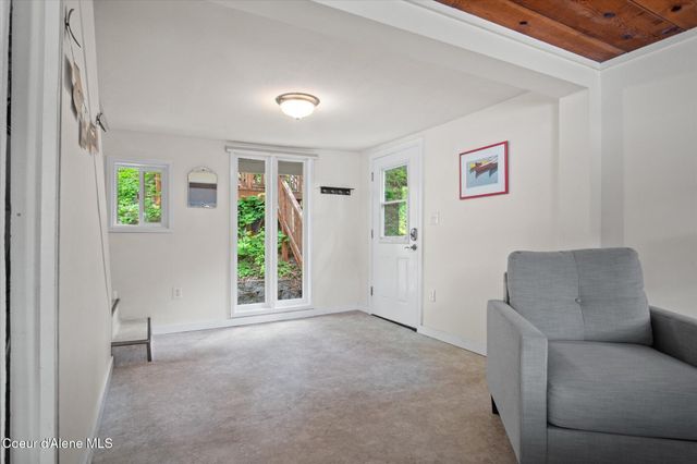 5860 W Freeman RD, Rathdrum, ID 83858