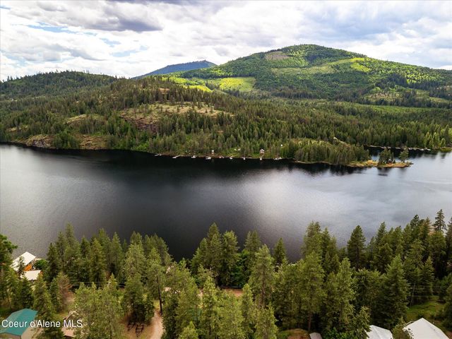 5860 W Freeman RD, Rathdrum, ID 83858