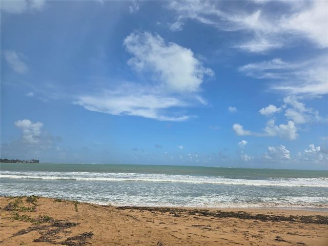 368 CAMINO LAS PICUAS 3209, Rio Grande, PR 00745