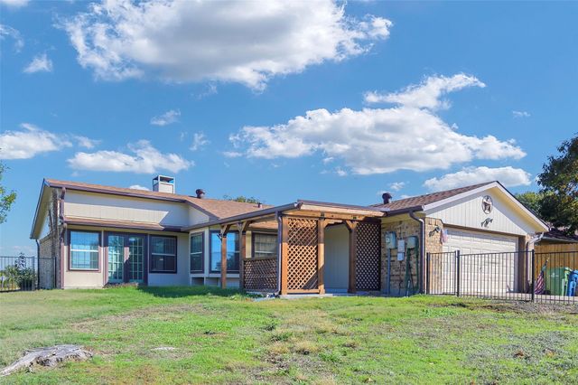 3719 Furneaux Lane, Carrollton, TX 75007