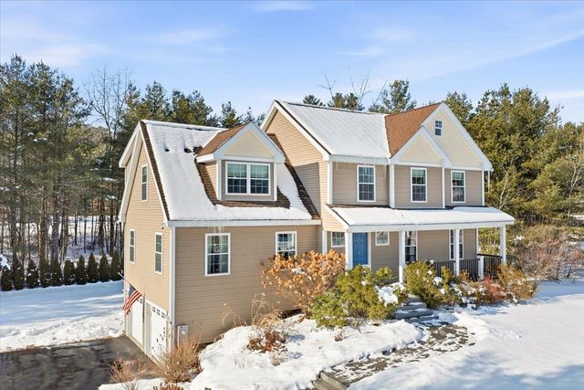10 Berlang Road, Londonderry, NH 03053