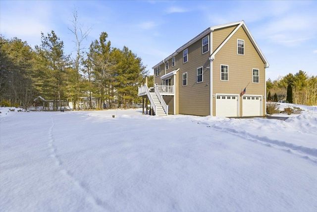10 Berlang Road, Londonderry, NH 03053