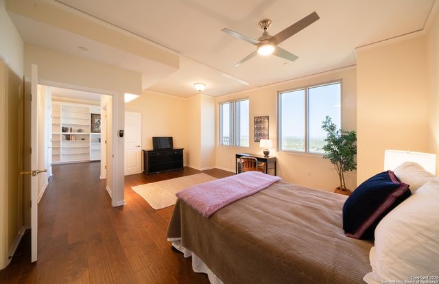 1 Towers Park Ln Apt 2205, San Antonio, TX 78209