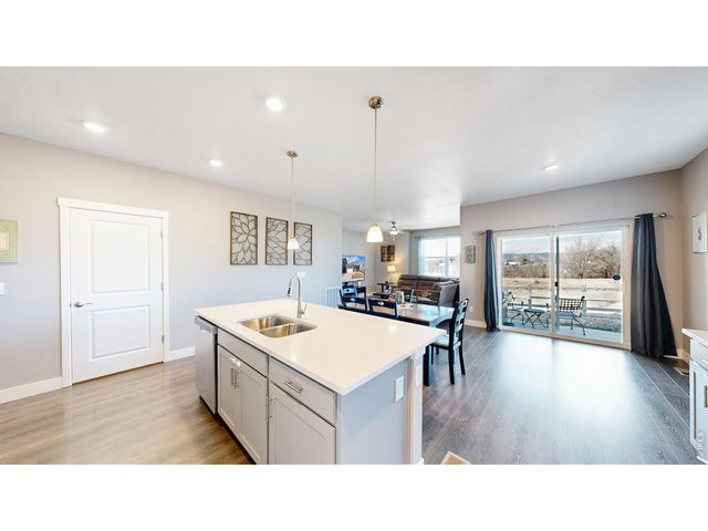 903 Rollins Den Dr, Fort Collins, CO 80524