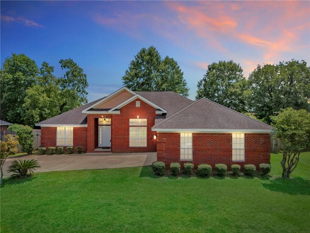 8883 Dawes Creek Drive, Theodore, AL 36582