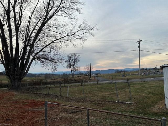 8431 Austin Traphill Road, Elkin, NC 28621