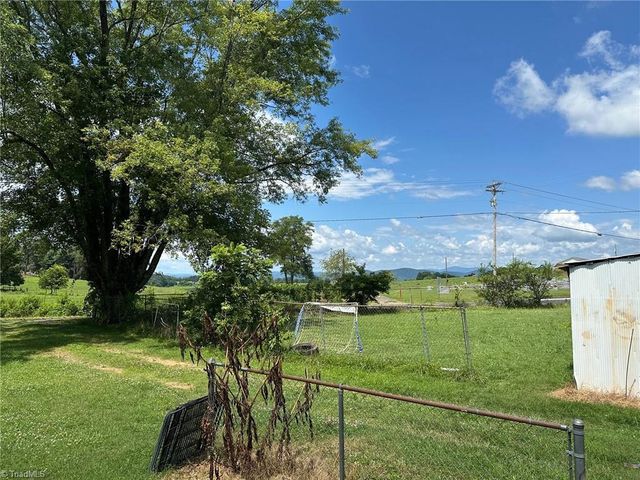 8431 Austin Traphill Road, Elkin, NC 28621