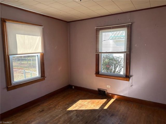 8431 Austin Traphill Road, Elkin, NC 28621