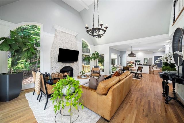2150 River Cliff Drive, Roswell, GA 30076