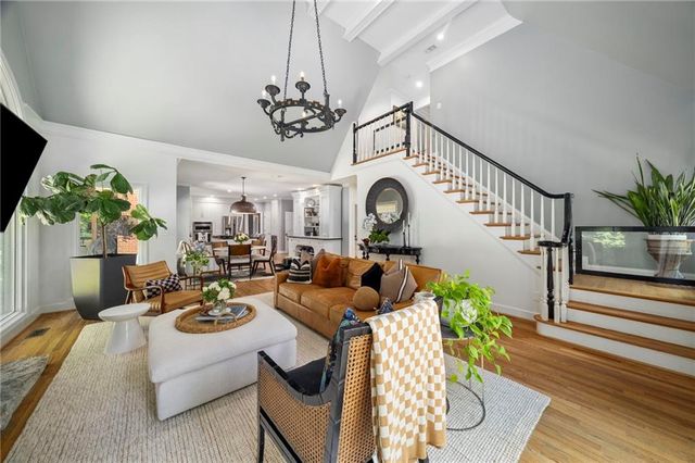 2150 River Cliff Drive, Roswell, GA 30076