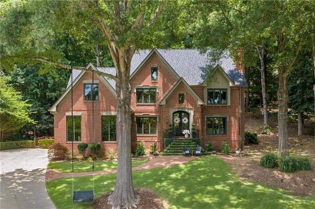 2150 River Cliff Drive, Roswell, GA 30076
