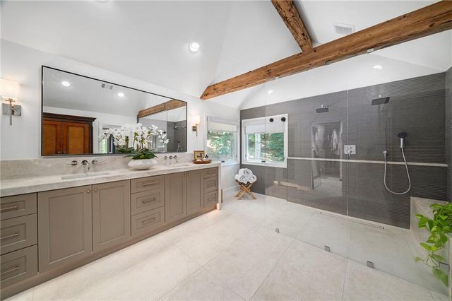 2150 River Cliff Drive, Roswell, GA 30076