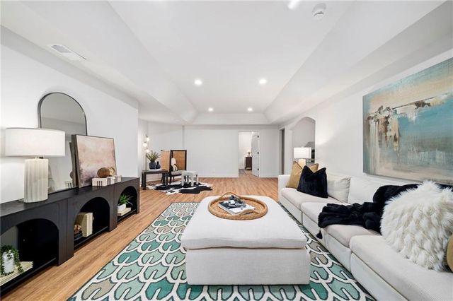 2150 River Cliff Drive, Roswell, GA 30076