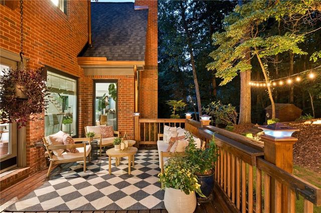 2150 River Cliff Drive, Roswell, GA 30076