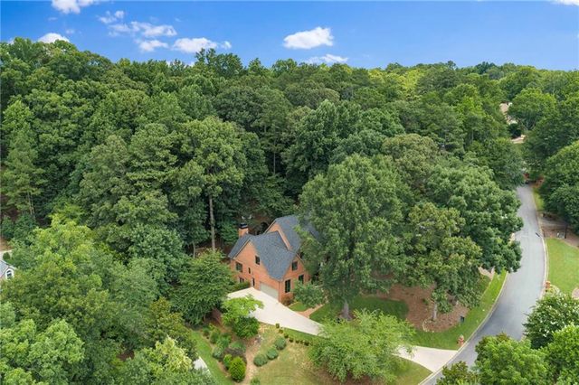 2150 River Cliff Drive, Roswell, GA 30076